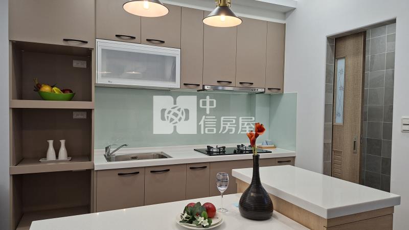 新東區復興學區雙車墅房屋室內格局與周邊環境