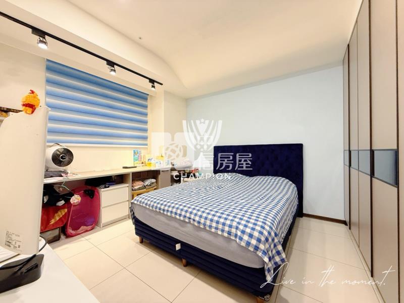 【冠軍】微笑前區朝南中庭大三房房屋室內格局與周邊環境