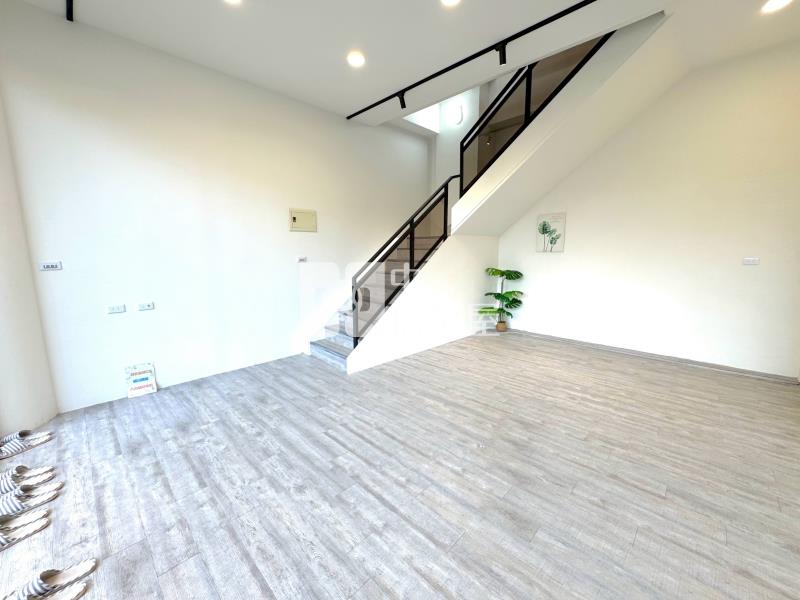 太平角間精美店面房屋室內格局與周邊環境