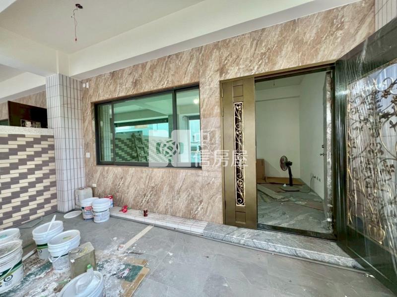 草屯全新完工電梯雙車別墅(D)房屋室內格局與周邊環境