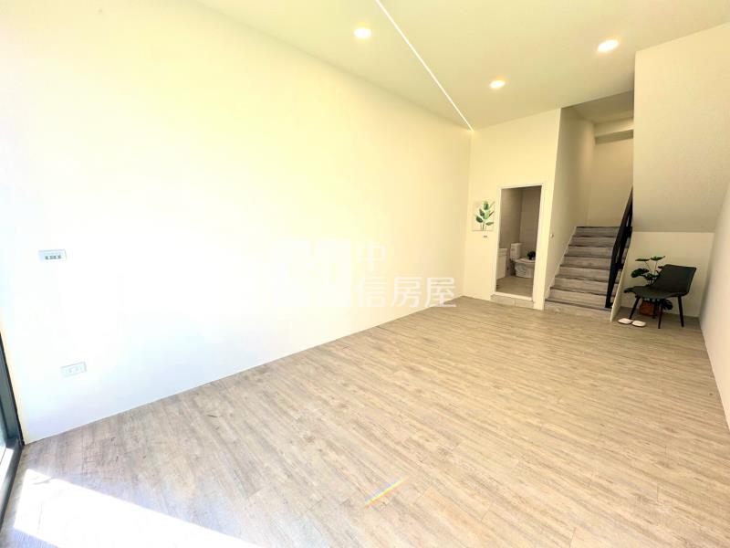 正太平路精裝美樓店A房屋室內格局與周邊環境