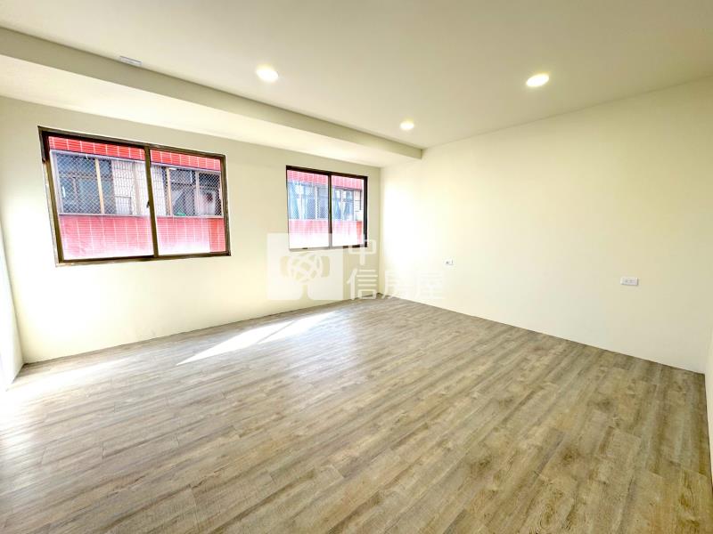 正太平路精裝美樓店A房屋室內格局與周邊環境
