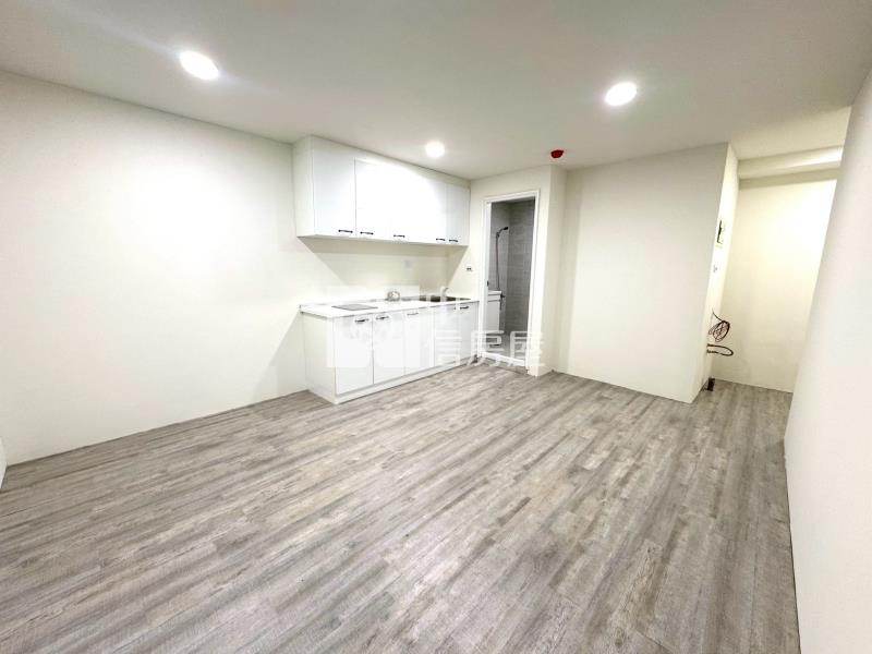 正太平路精裝美樓店A房屋室內格局與周邊環境