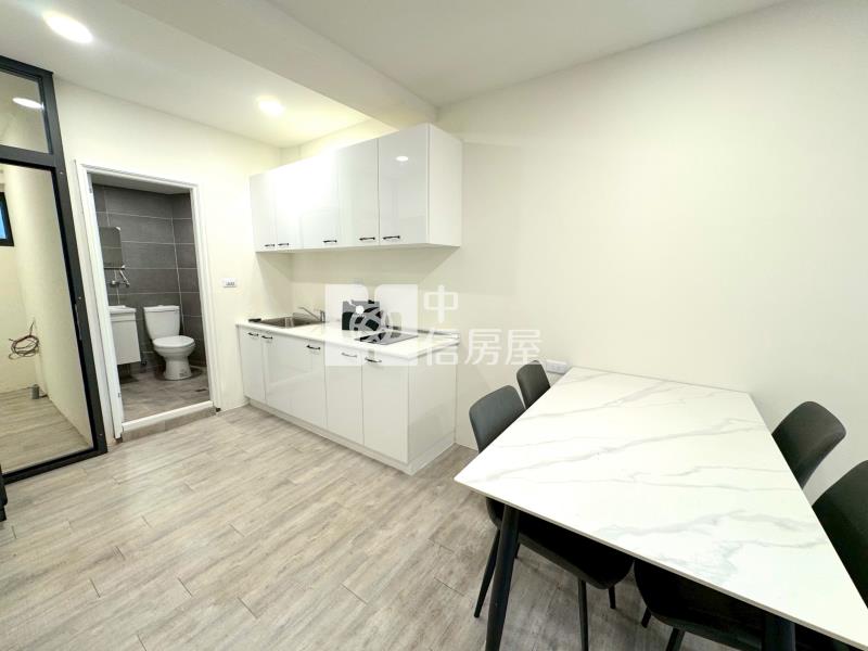 正太平路精裝美樓店B房屋室內格局與周邊環境