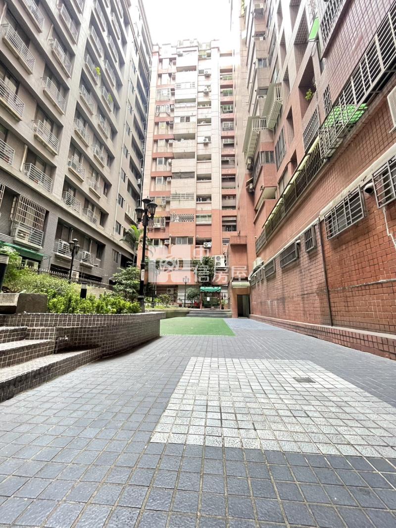 南區學府路超值套房房屋室內格局與周邊環境