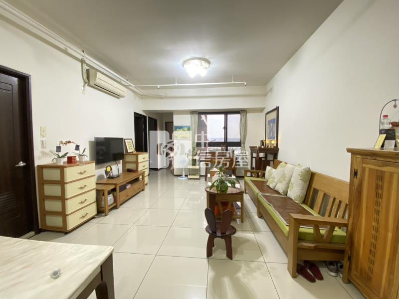 興大輕屋齡三房雙車帝王視野戶房屋室內格局與周邊環境