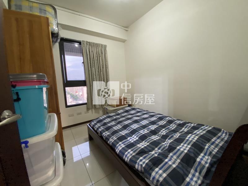 興大輕屋齡三房雙車帝王視野戶房屋室內格局與周邊環境