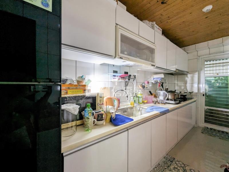 石門湯苑3房+車位房屋室內格局與周邊環境