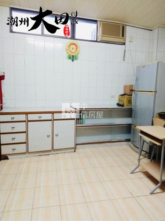 潮州土地銀行旁金店面房屋室內格局與周邊環境