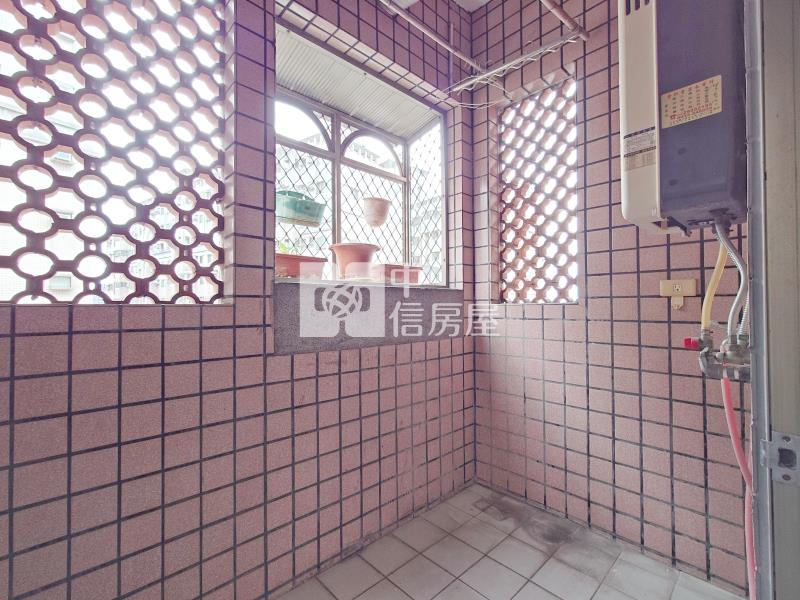 頭家學區開心一百3房電梯直達平車房屋室內格局與周邊環境