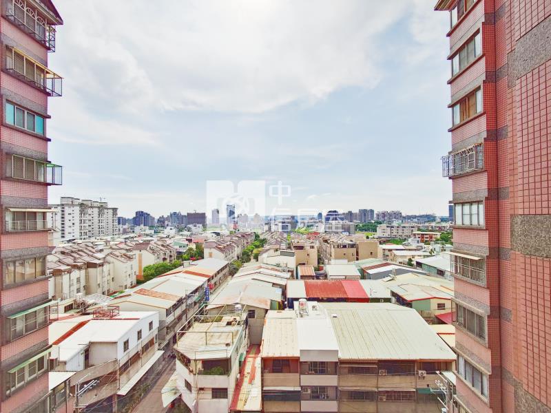 頭家學區開心一百3房電梯直達平車房屋室內格局與周邊環境