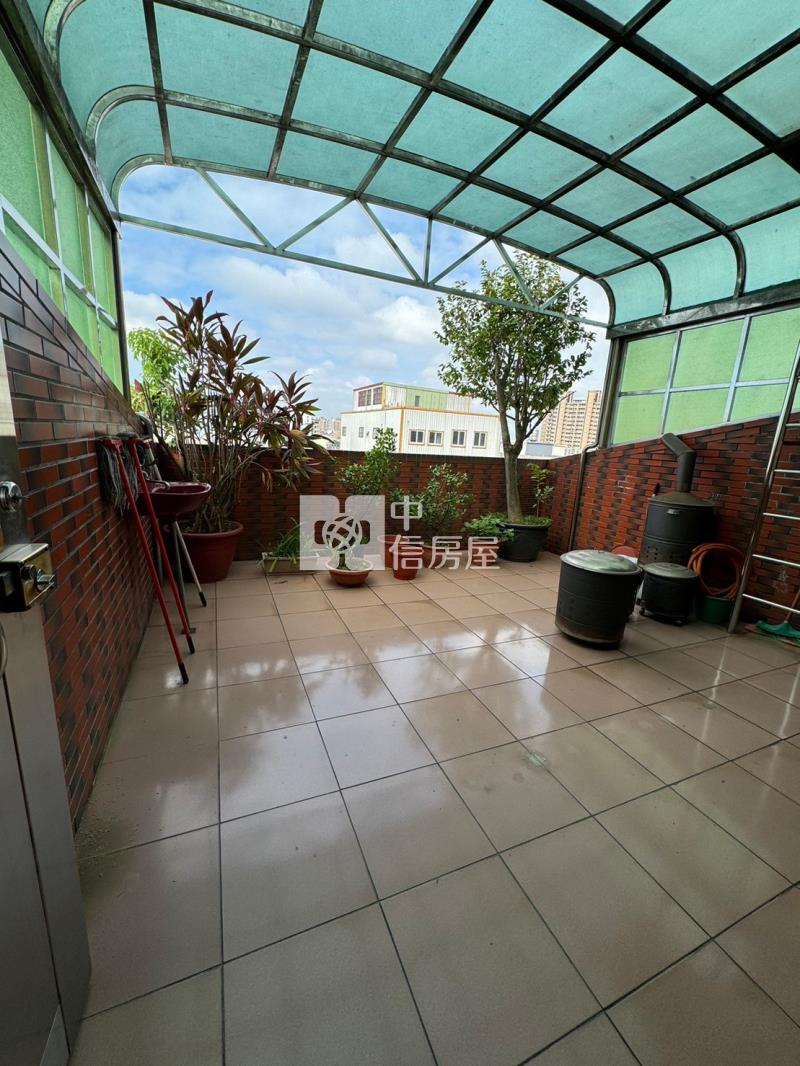 正介壽路黃金透天房屋室內格局與周邊環境