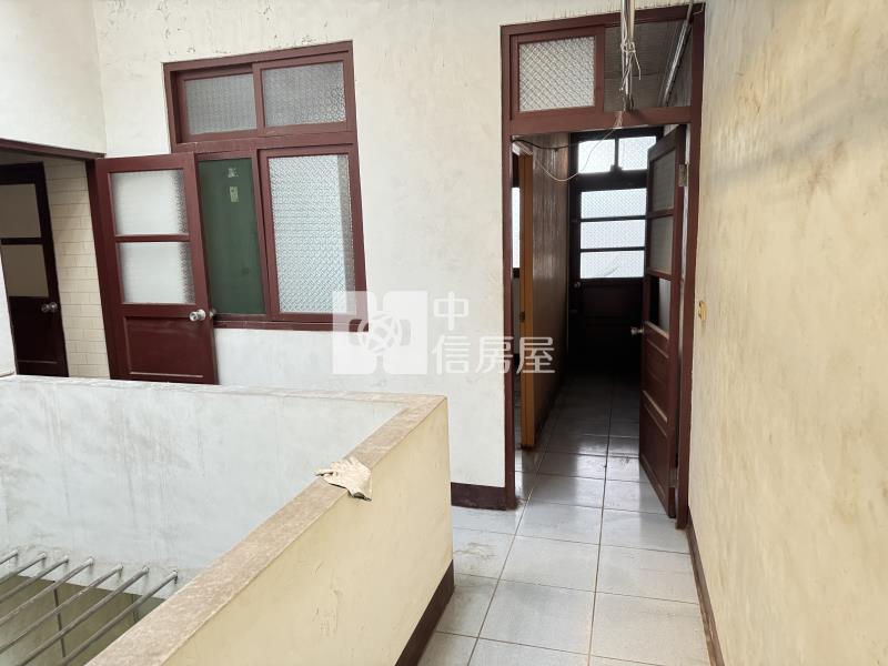 新勢國小旁大地坪透天房屋室內格局與周邊環境