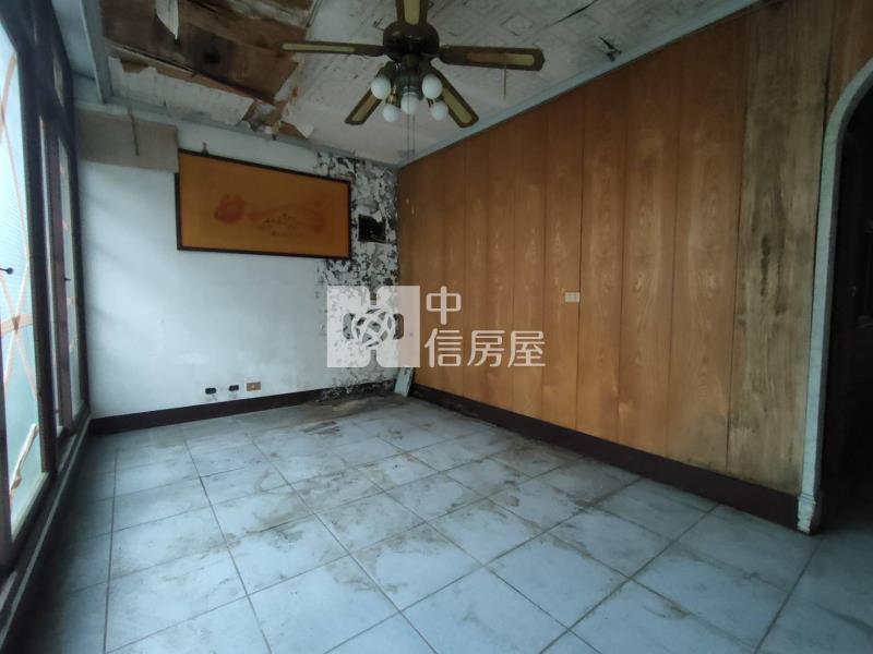 新勢國小旁大地坪透天房屋室內格局與周邊環境