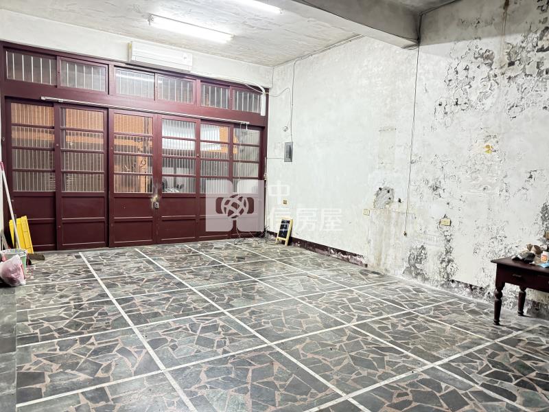 新勢國小旁大地坪透天房屋室內格局與周邊環境