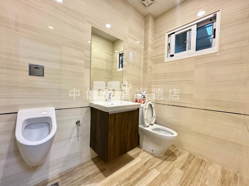 興美六路雙車庫店住房屋室內格局與周邊環境