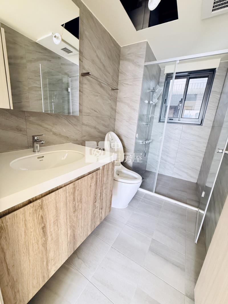 湖濱城最美朝南三房平車房屋室內格局與周邊環境