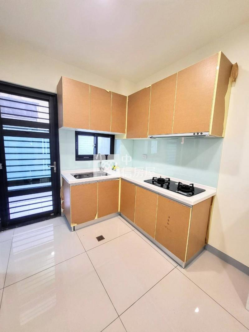 興嘉商圈全新別墅房屋室內格局與周邊環境