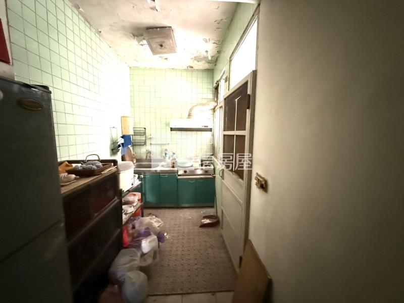 專-中原家樂福低總價DIY3房公寓房屋室內格局與周邊環境