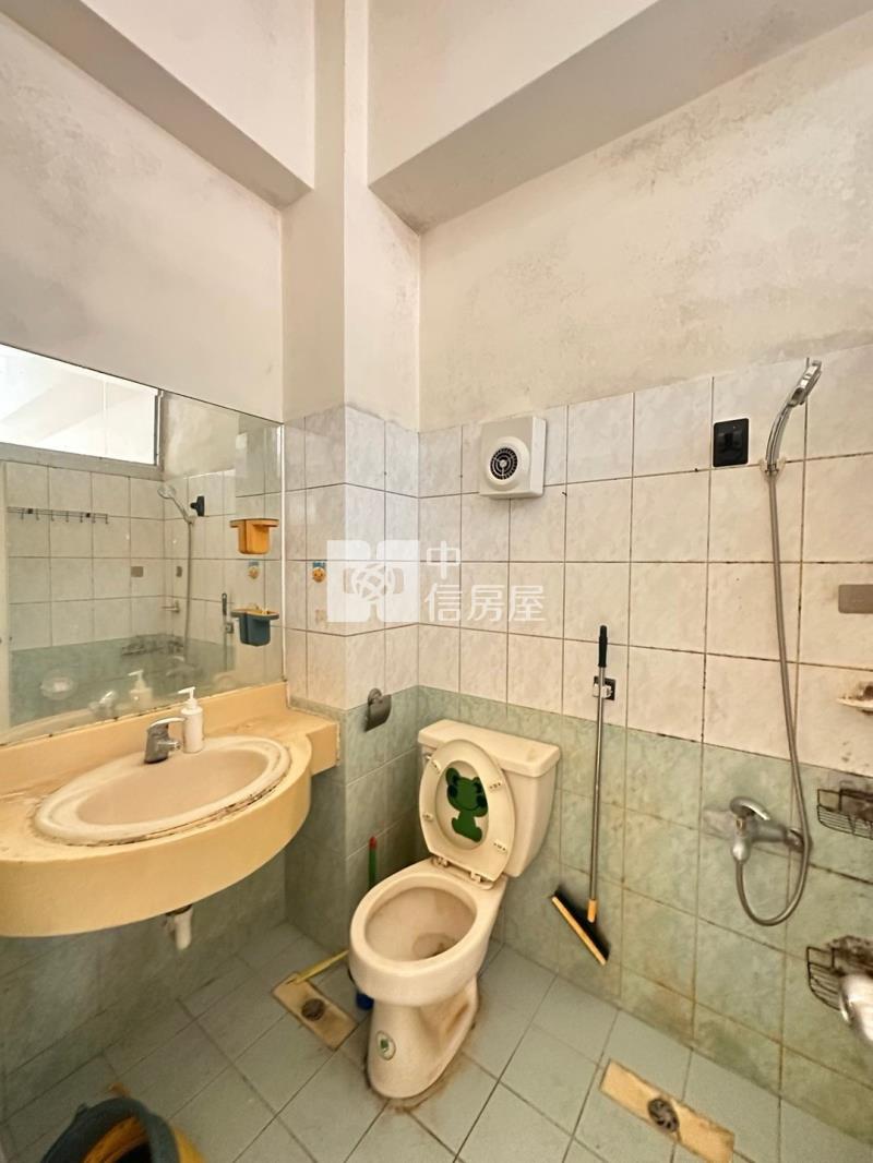 工學商圈秒殺兩房平車房屋室內格局與周邊環境