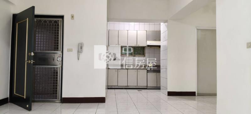 新明市場旁三房車房屋室內格局與周邊環境