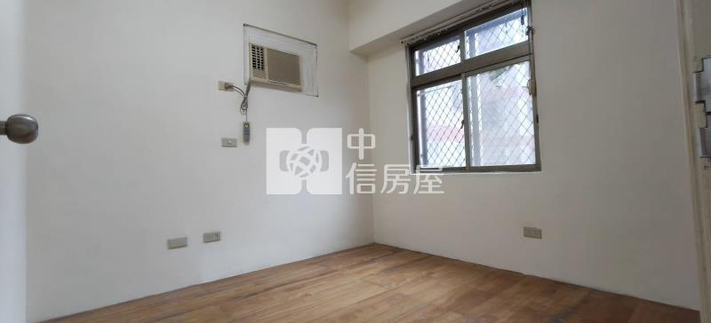 新明市場旁三房車房屋室內格局與周邊環境