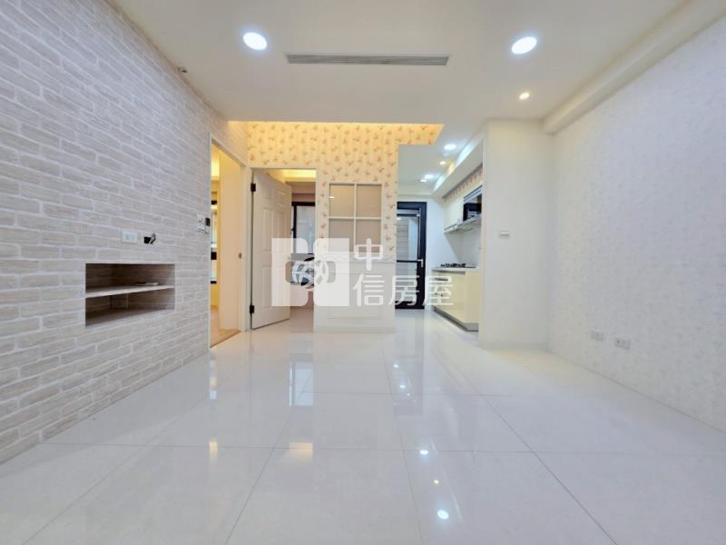 鉑金精品兩房+車B086房屋室內格局與周邊環境