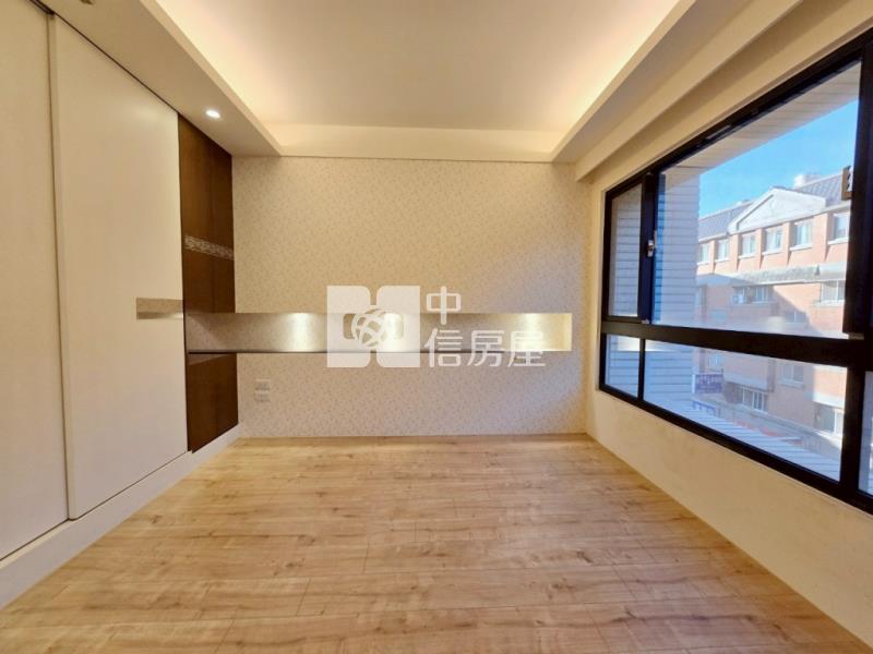 鉑金精品兩房+車B086房屋室內格局與周邊環境