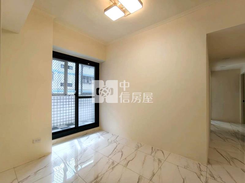 東山商圈三房平車美廈房屋室內格局與周邊環境