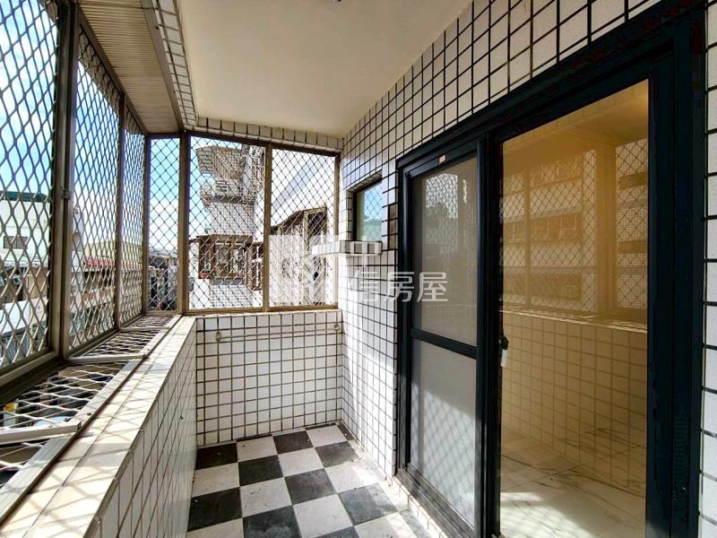 東山商圈三房平車美廈房屋室內格局與周邊環境