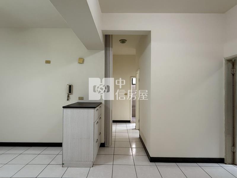 獨家★大新國小旁三房+車位★五期公益大墩商圈房屋室內格局與周邊環境