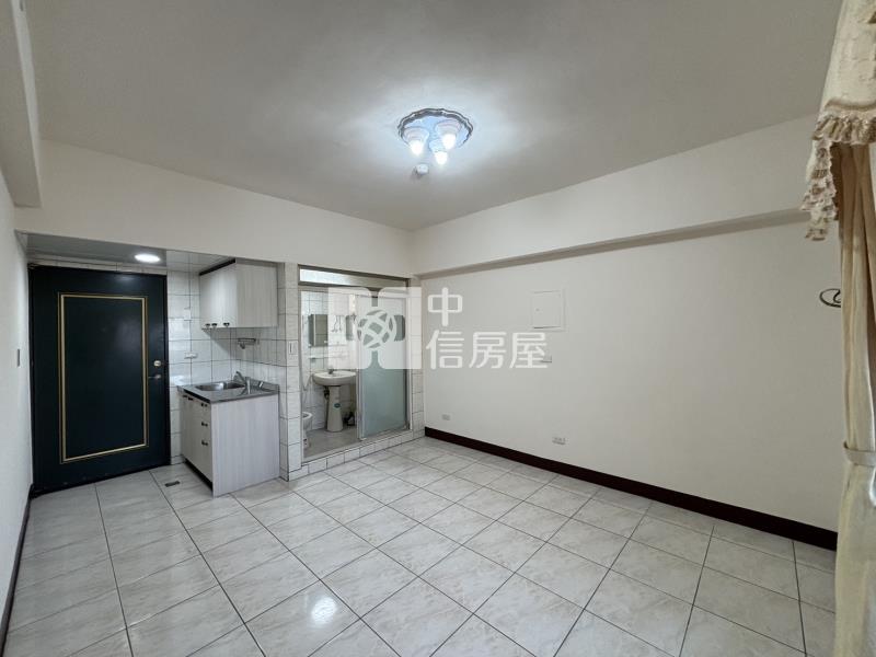 內壢環中商圈美套房房屋室內格局與周邊環境