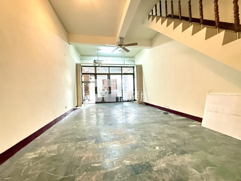 萬丹雙學區8米路店住房屋室內格局與周邊環境