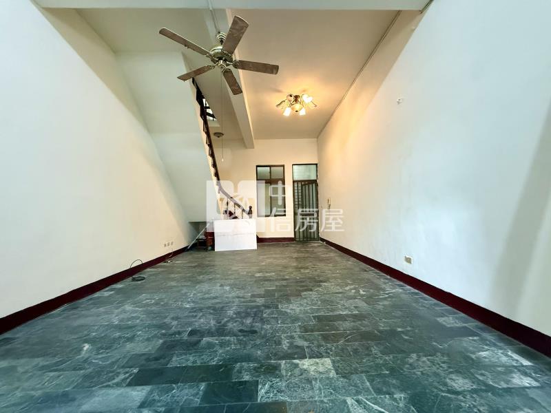 萬丹雙學區8米路店住房屋室內格局與周邊環境