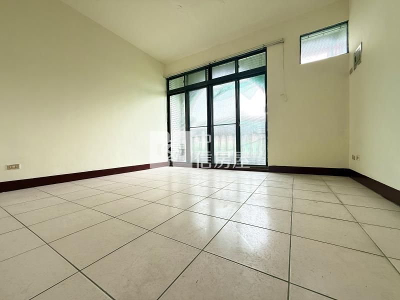 萬丹雙學區8米路店住房屋室內格局與周邊環境