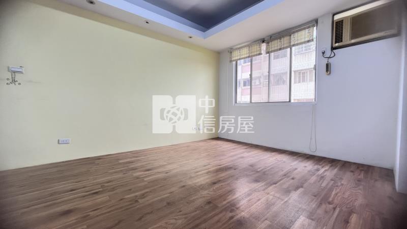 愛買、大慶捷運 4房加車位房屋室內格局與周邊環境