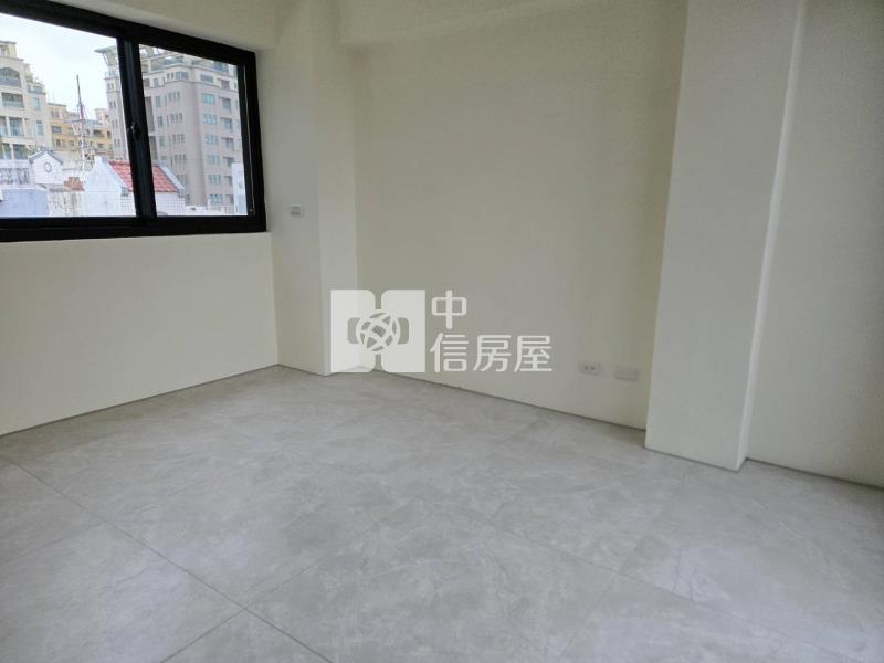 全新店面電梯透天房屋室內格局與周邊環境