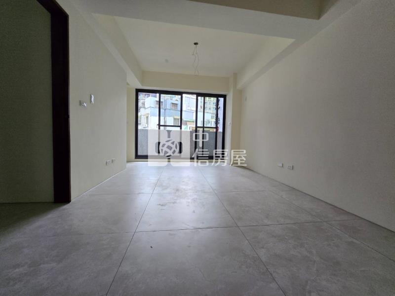 全新店面電梯透天房屋室內格局與周邊環境