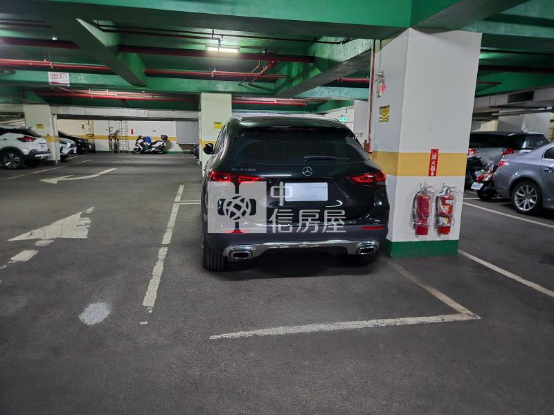 龍邦鳳翔高樓層兩房平車(專任)房屋室內格局與周邊環境