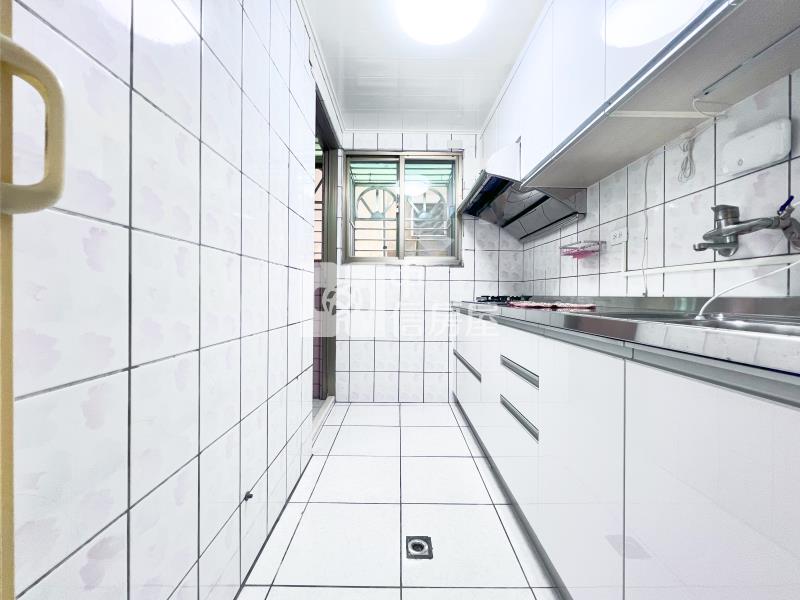 潭子車站旁勝利商圈3房平車房屋室內格局與周邊環境