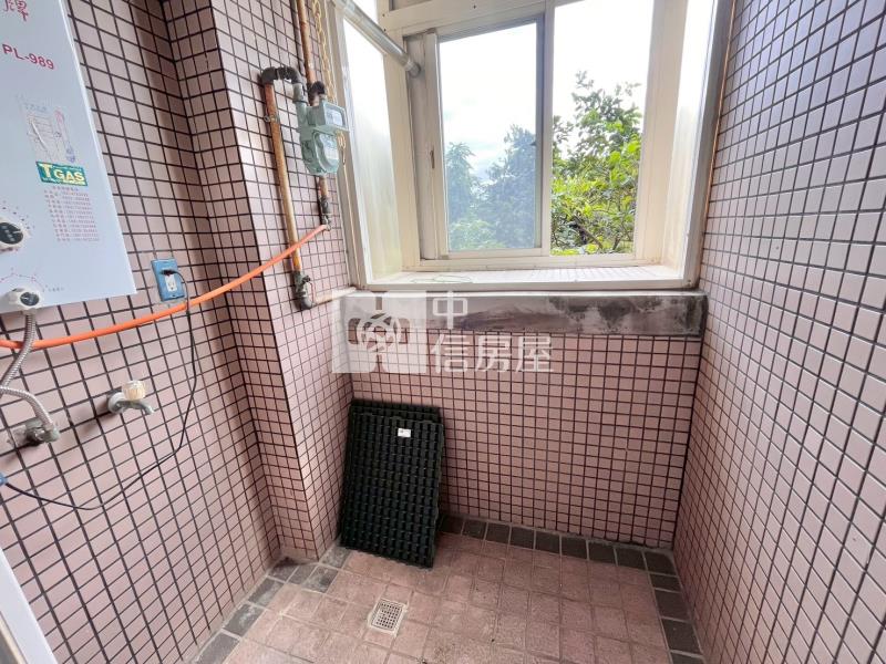 比佛利國家公園三房車房屋室內格局與周邊環境