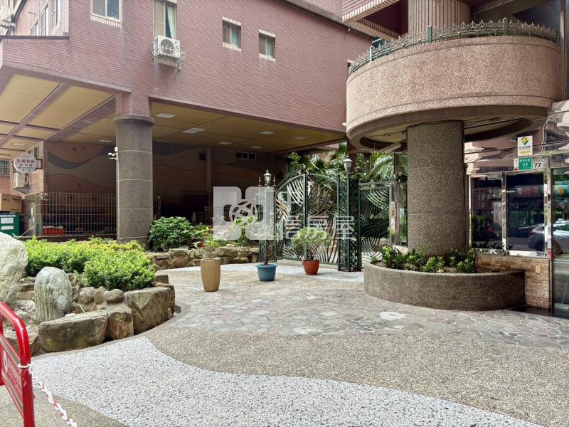 海景富邑3+1房平車電寓房屋室內格局與周邊環境