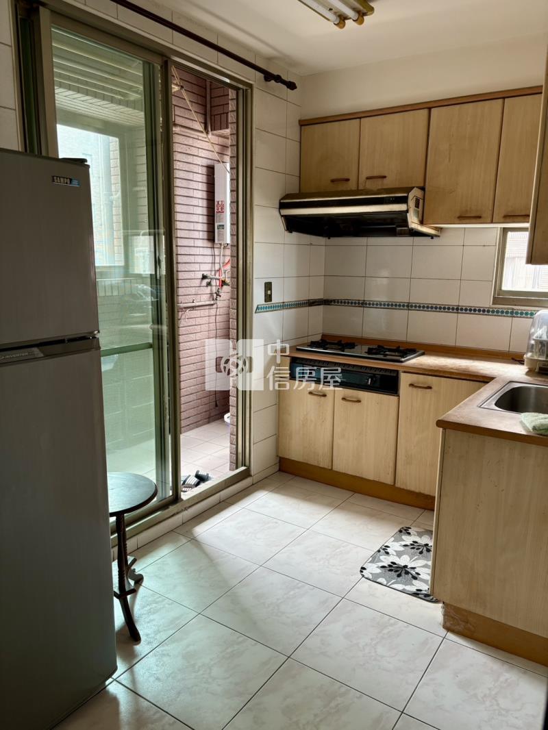 海景富邑3+1房平車電寓房屋室內格局與周邊環境