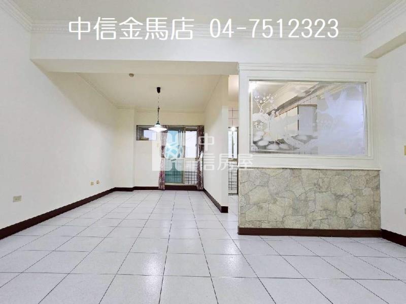 金馬一期三房華廈房屋室內格局與周邊環境