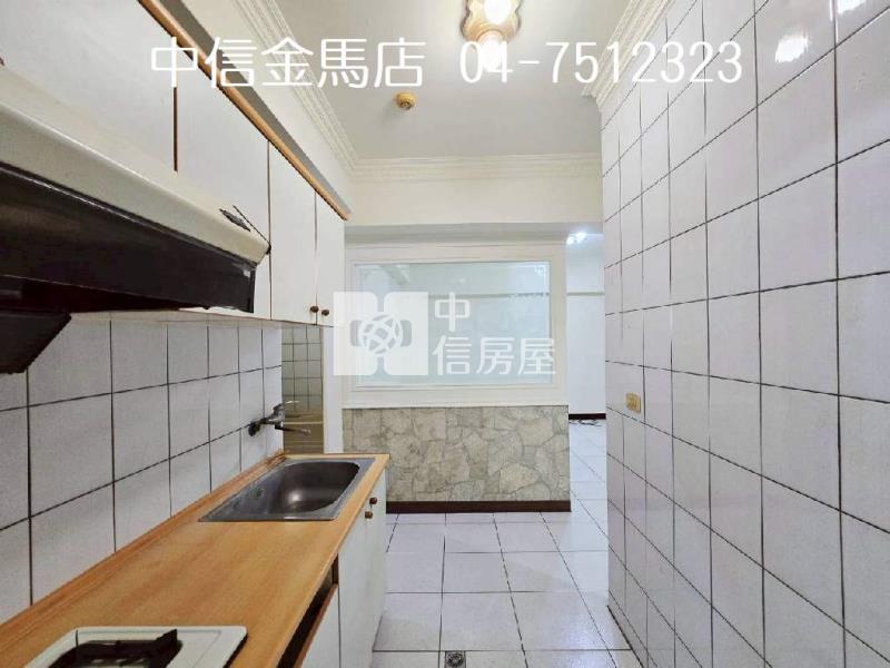 金馬一期三房華廈房屋室內格局與周邊環境