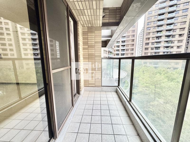 廣豐重劃區合雄帝璟三房車房屋室內格局與周邊環境