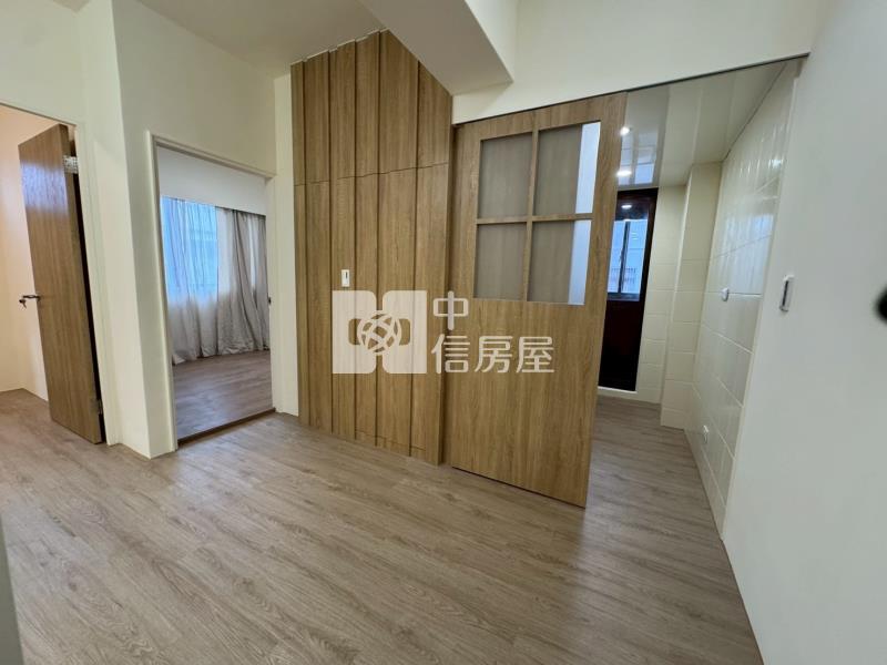 忠貞國小龍岡國中美2房房屋室內格局與周邊環境