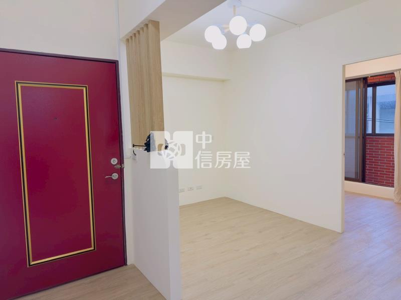 忠貞國小龍岡國中美2房房屋室內格局與周邊環境