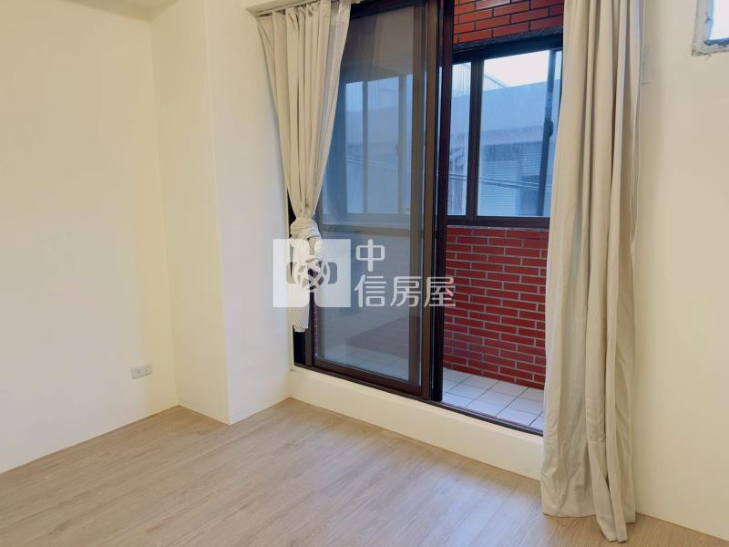 忠貞國小龍岡國中美2房房屋室內格局與周邊環境