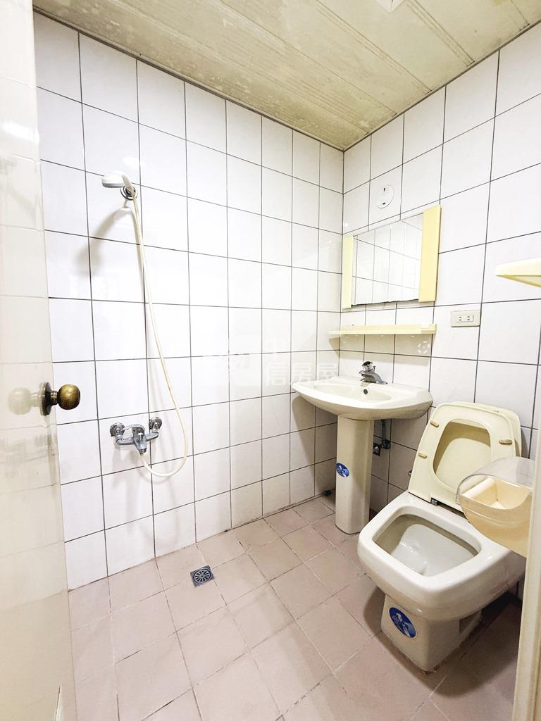 【新世紀】忠福商圈世紀三星3房車房屋室內格局與周邊環境